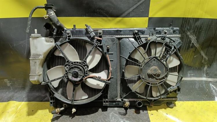 Радиатор основной Хонда Фит в Анжеро-Судженске 105259