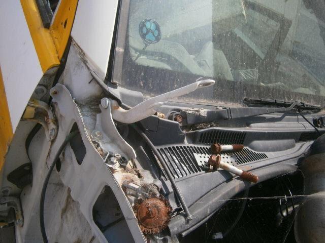 Решетка под лобовое стекло Тойота Хайлюкс Сурф в Анжеро-Судженске 29486